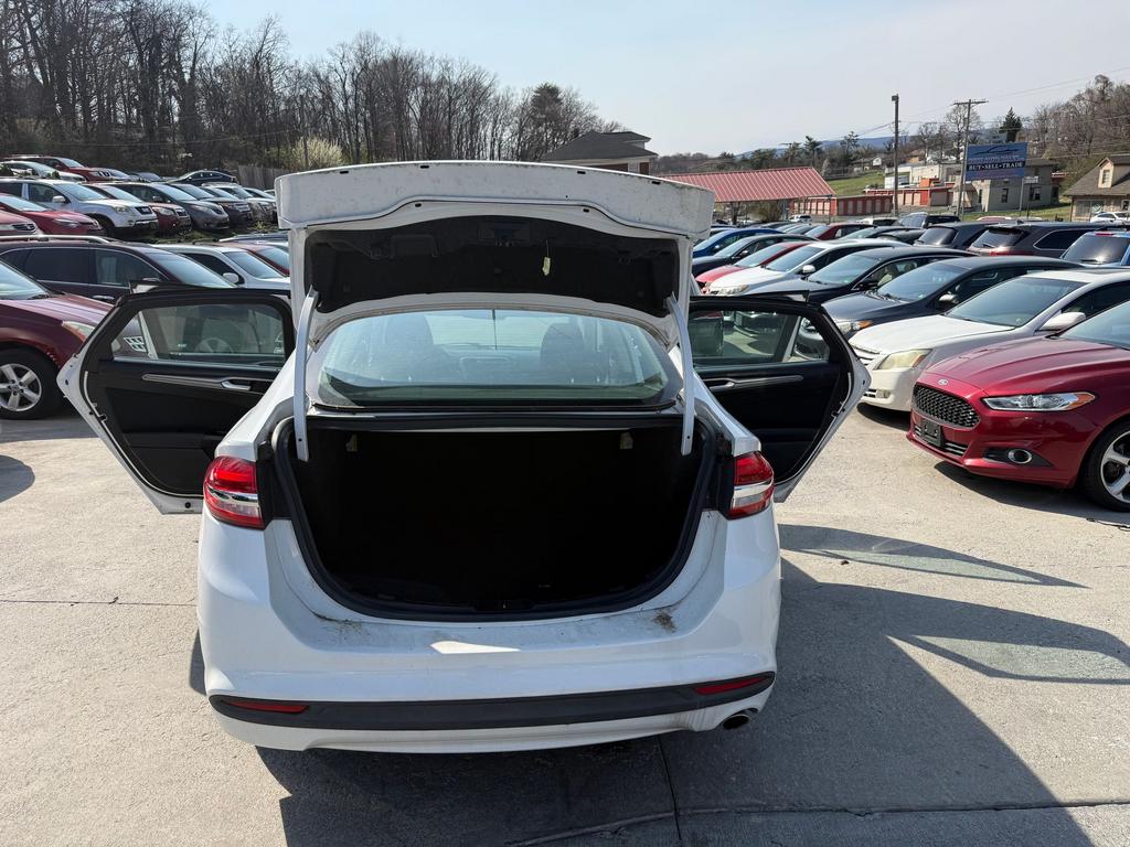 2017 Ford Fusion - $5,900