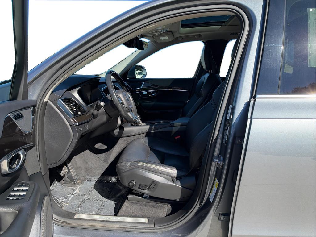 2017 Volvo XC90 - $18,500