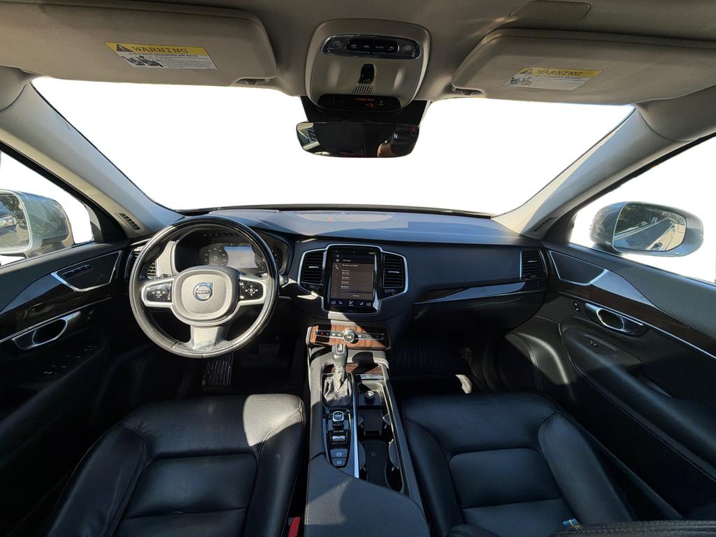 2017 Volvo XC90 - $18,500