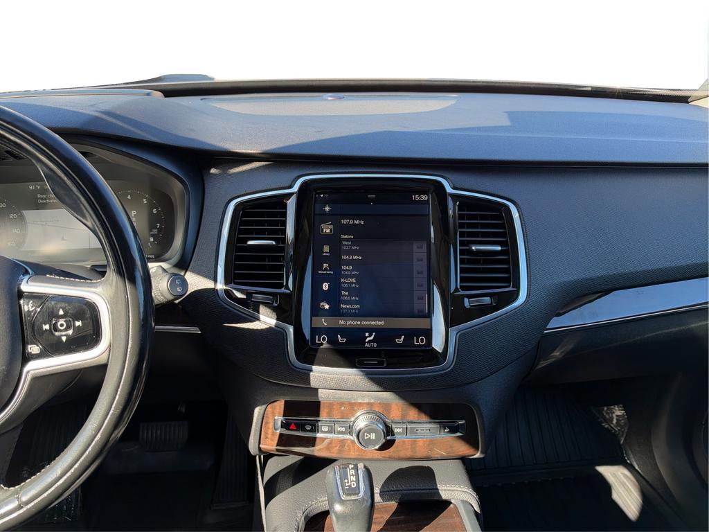 2017 Volvo XC90 - $18,500