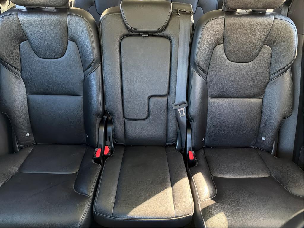 2017 Volvo XC90 - $18,500