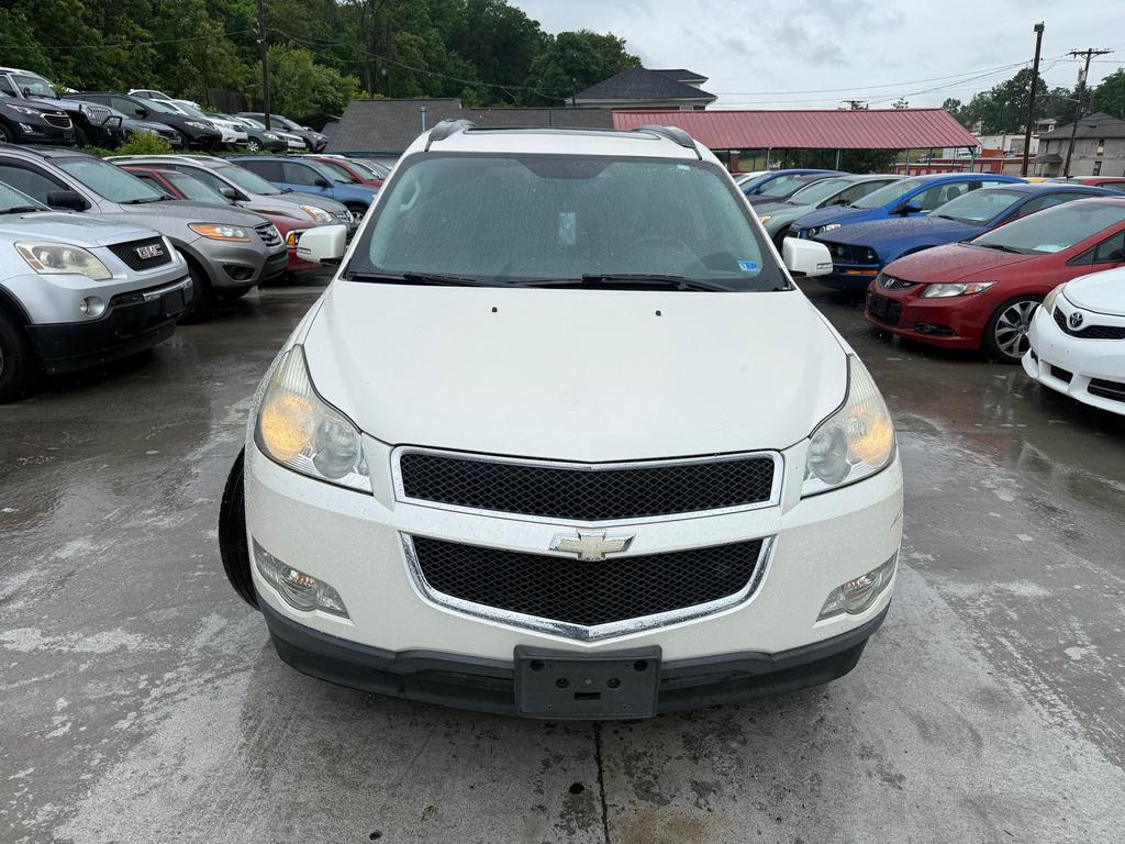 2012 Chevrolet Traverse - $4,995