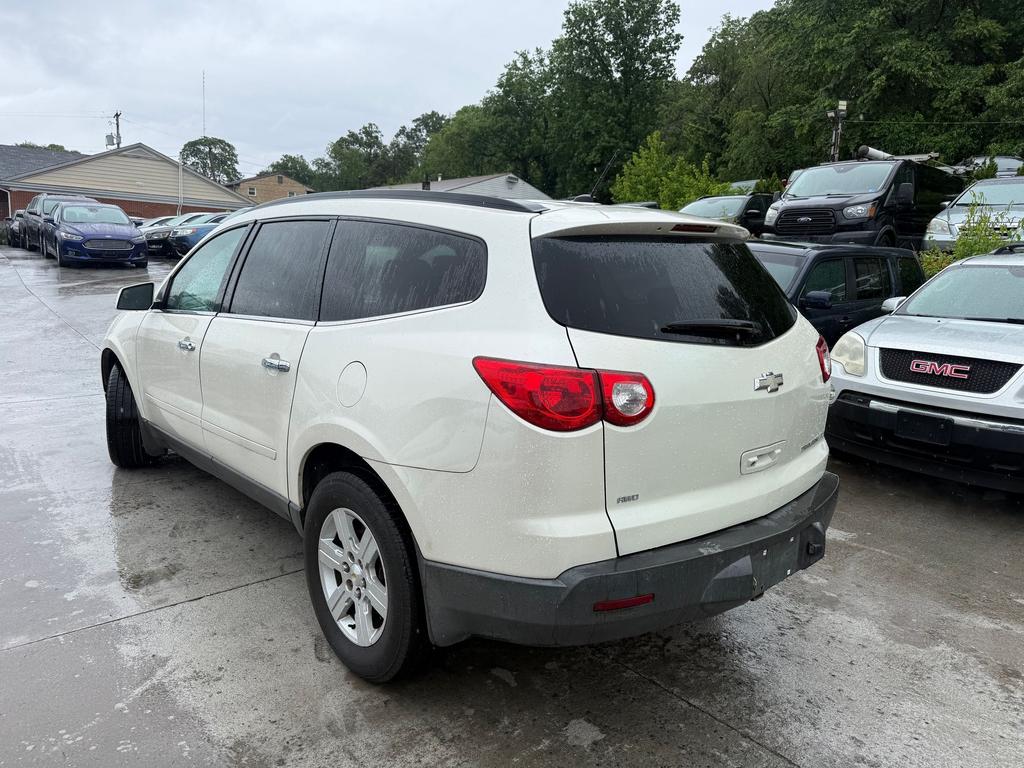 2012 Chevrolet Traverse - $4,995