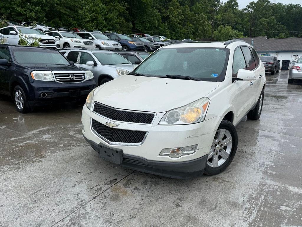 2012 Chevrolet Traverse - $4,995