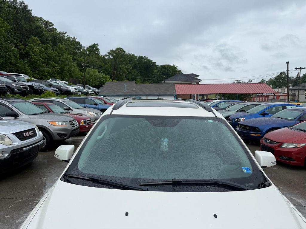 2012 Chevrolet Traverse - $4,995