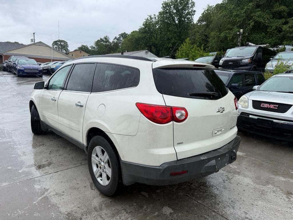 2012 Chevrolet Traverse - $4,995