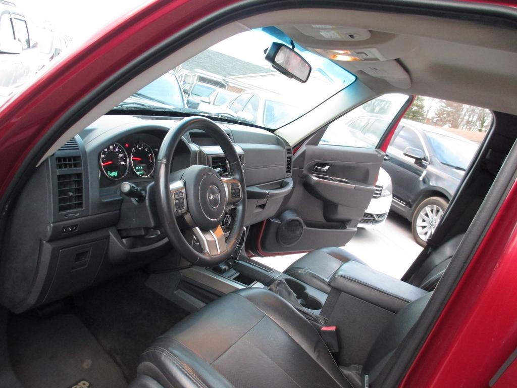 2012 Jeep Liberty - $5,995