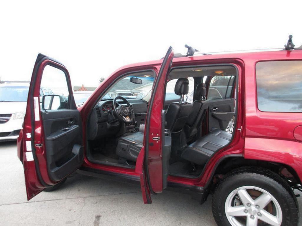 2012 Jeep Liberty - $5,995
