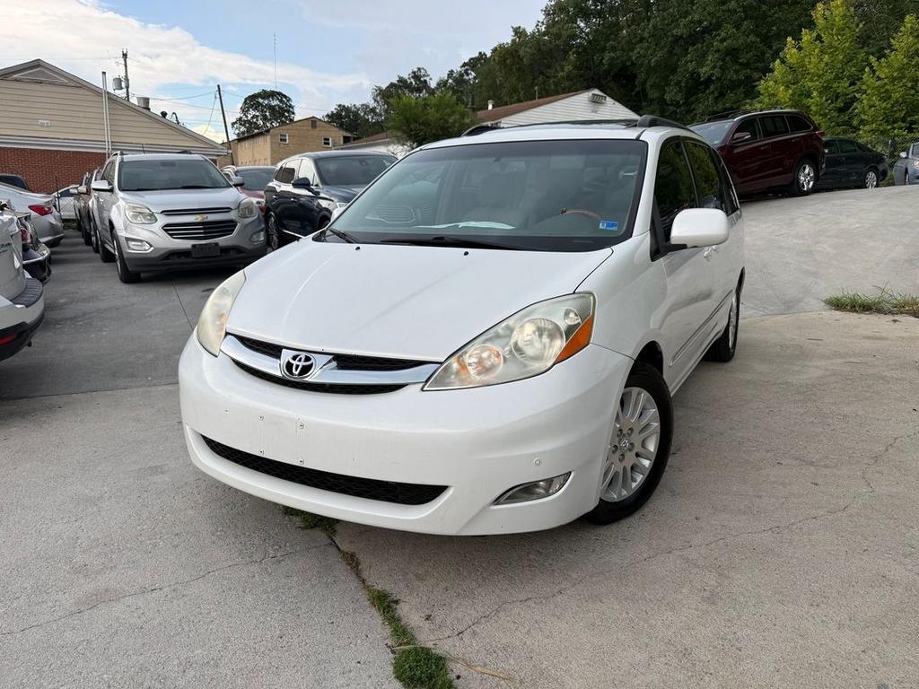2008 Toyota Sienna