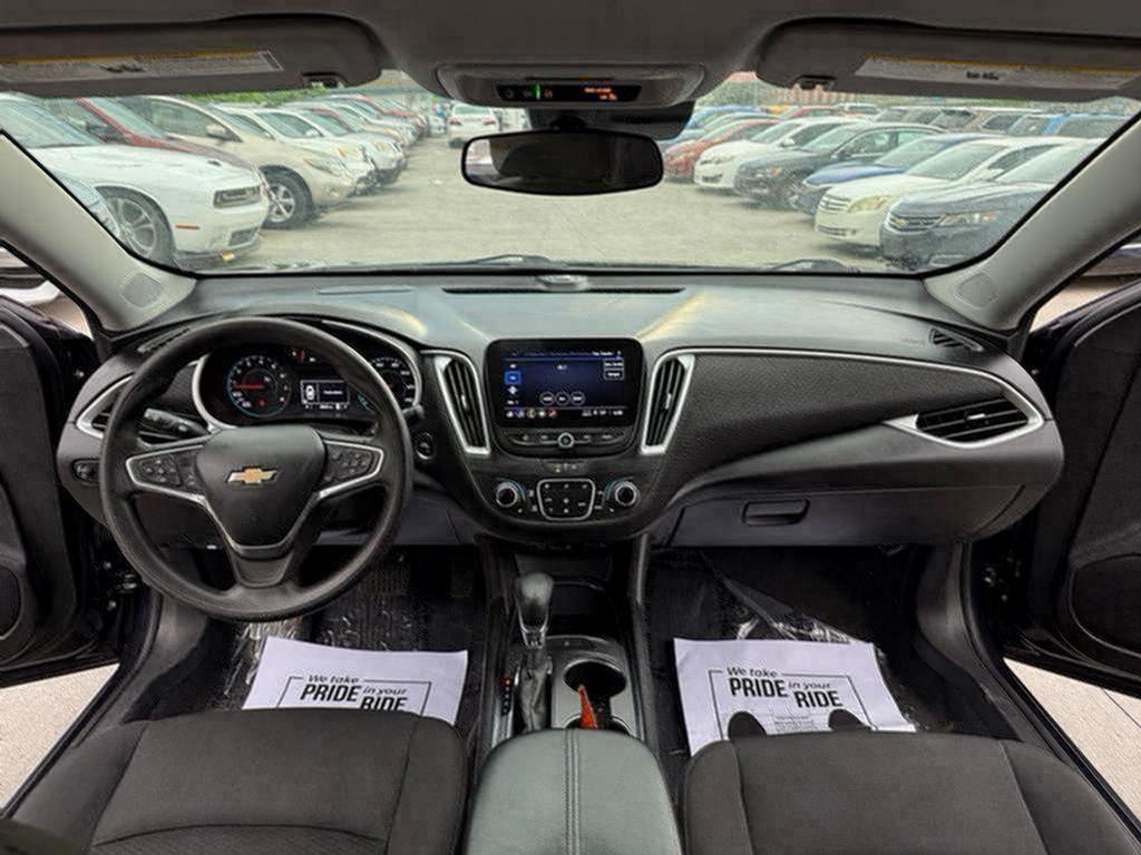 2023 Chevrolet Malibu - $18,500