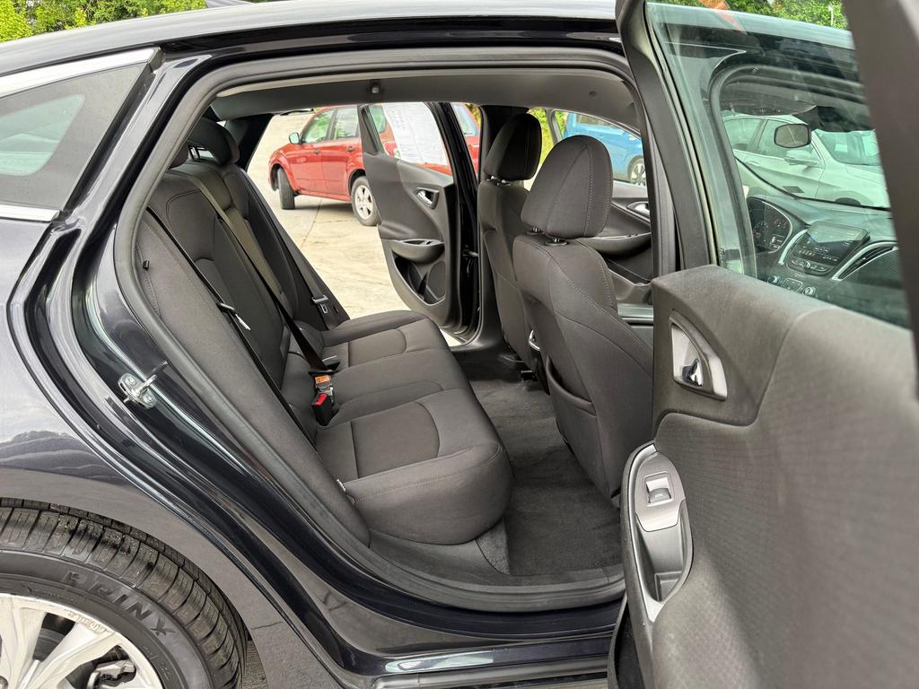 2023 Chevrolet Malibu - $18,500