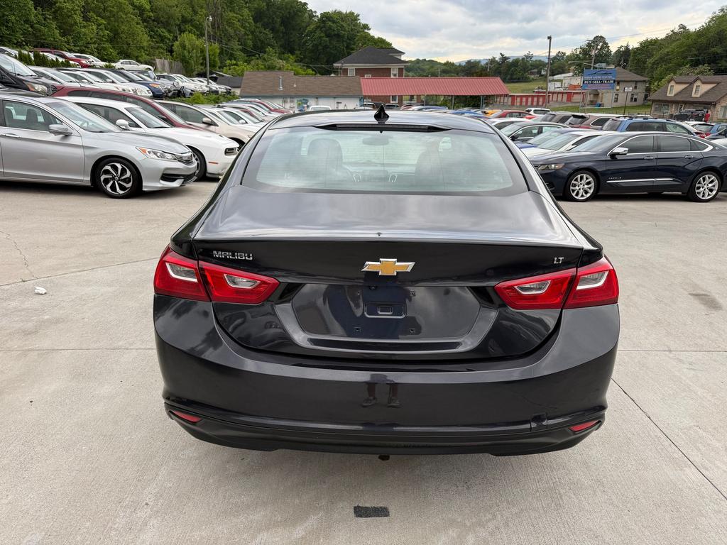 2023 Chevrolet Malibu - $18,500
