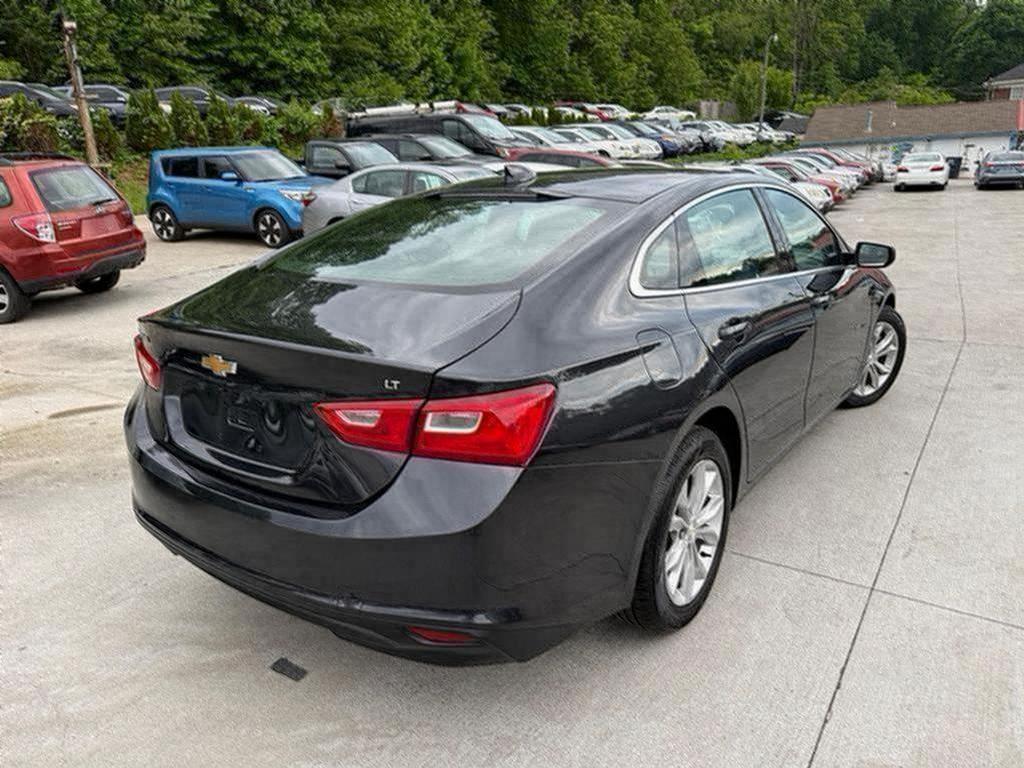2023 Chevrolet Malibu - $18,500