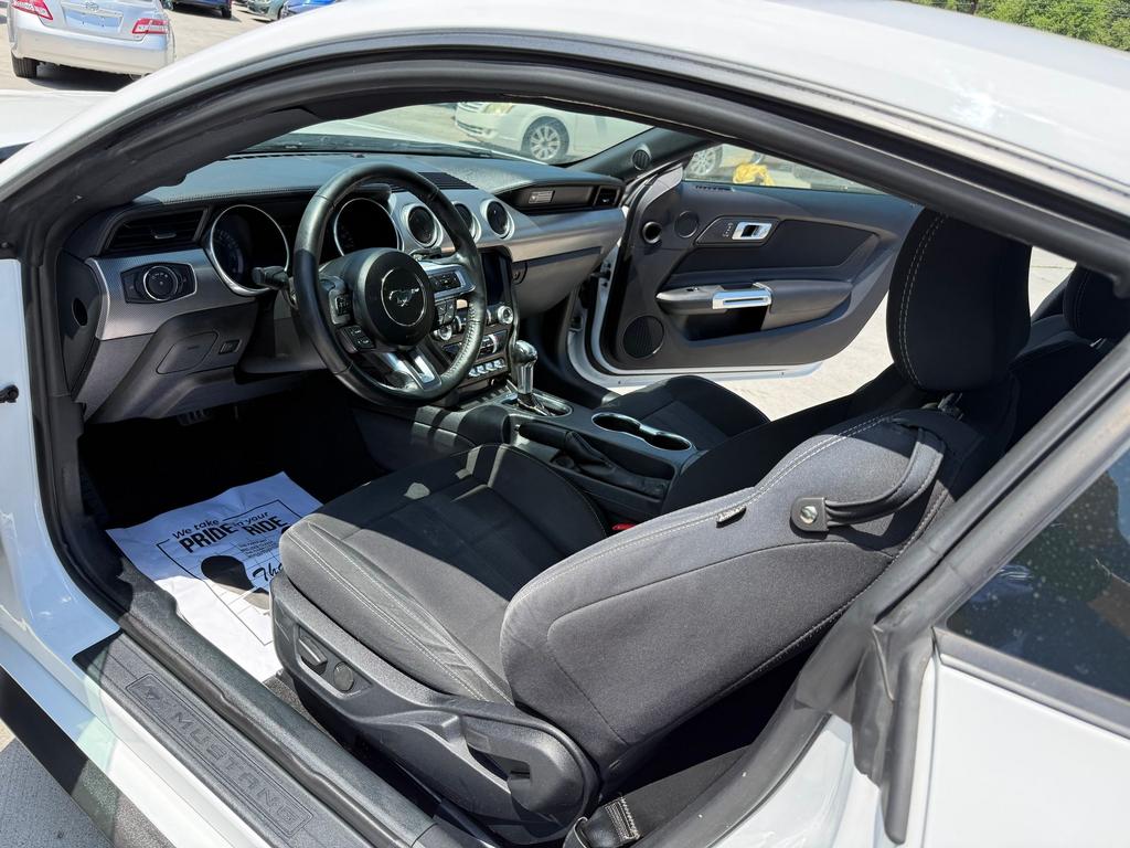 2020 Ford Mustang - $19,995