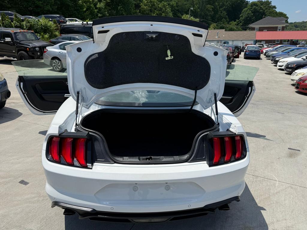 2020 Ford Mustang - $19,995