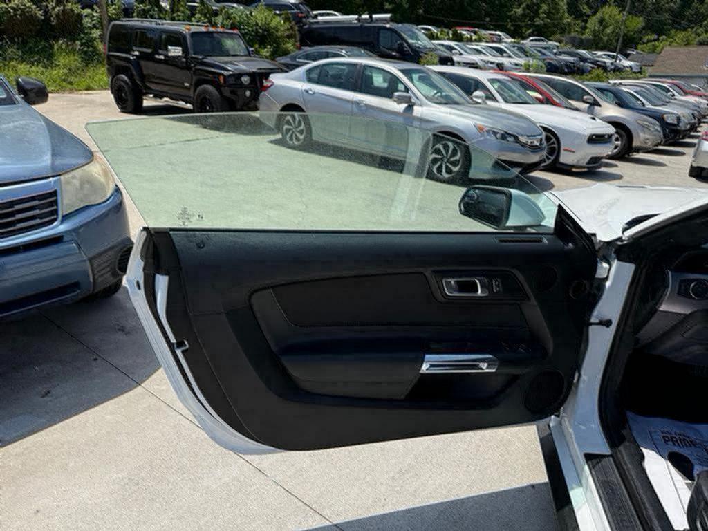 2020 Ford Mustang - $19,995