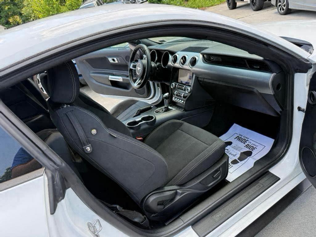 2020 Ford Mustang - $19,995