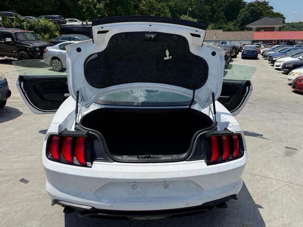 2020 Ford Mustang - $19,995