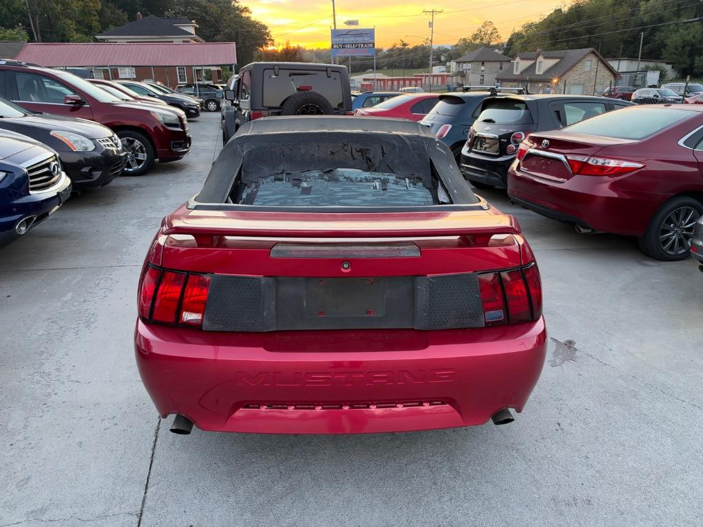 2001 Ford Mustang - $2,995