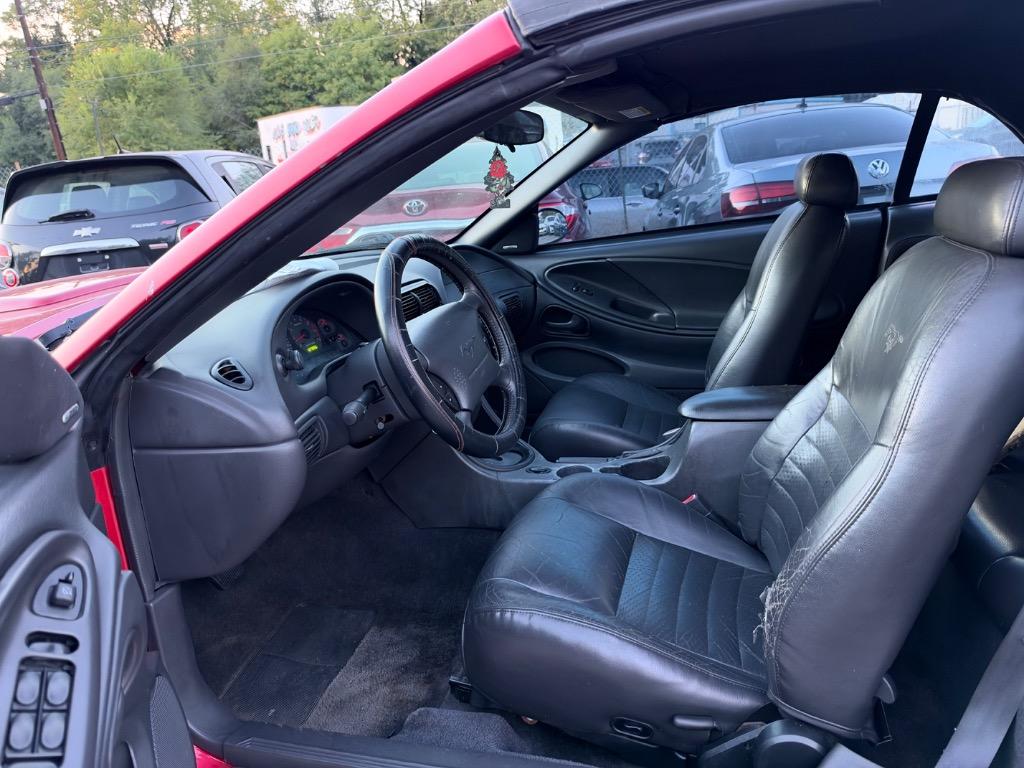 2001 Ford Mustang - $2,995