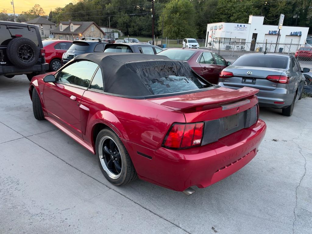 2001 Ford Mustang - $2,995