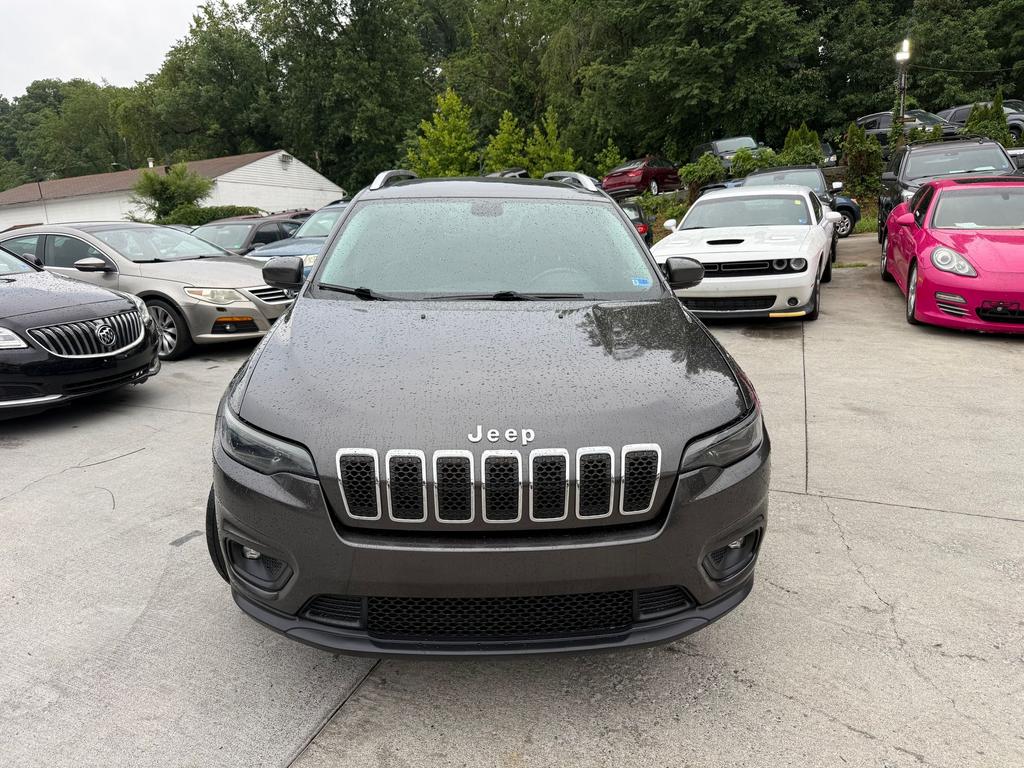 2019 Jeep Cherokee - $7,900