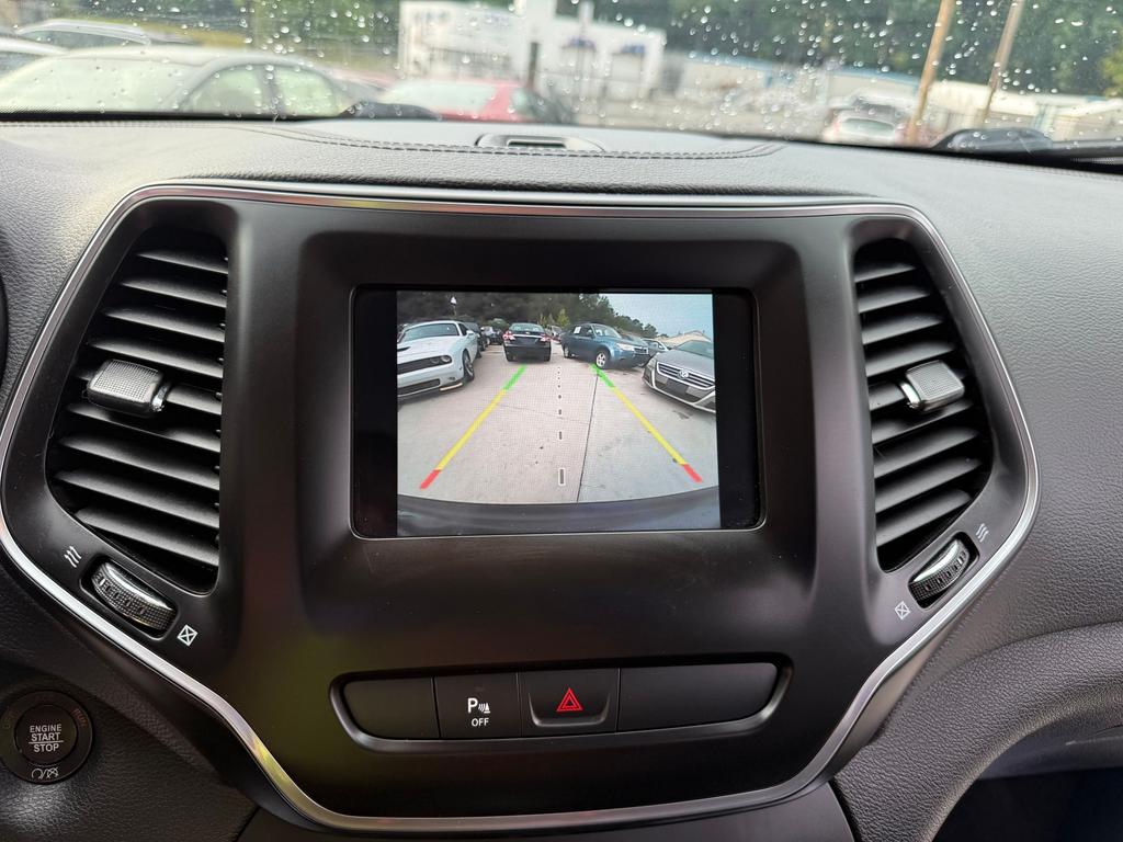 2019 Jeep Cherokee - $7,900