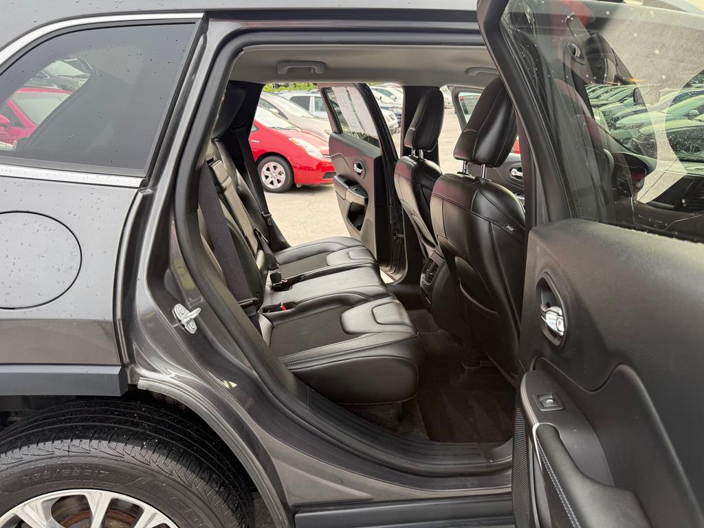 2019 Jeep Cherokee - $7,900