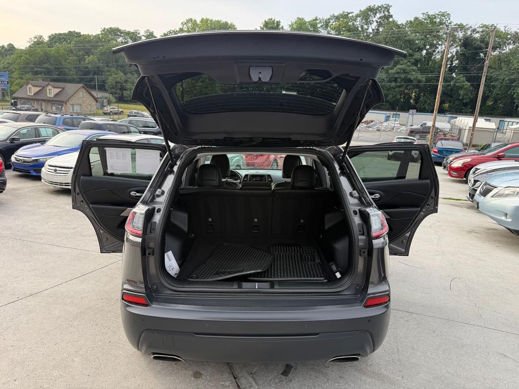 2019 Jeep Cherokee - $7,900