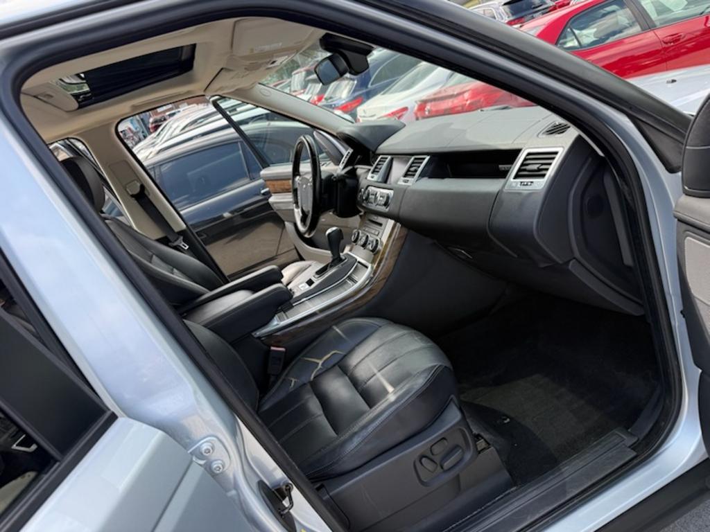 2010 Land Rover Range Rover Sport - $6,995