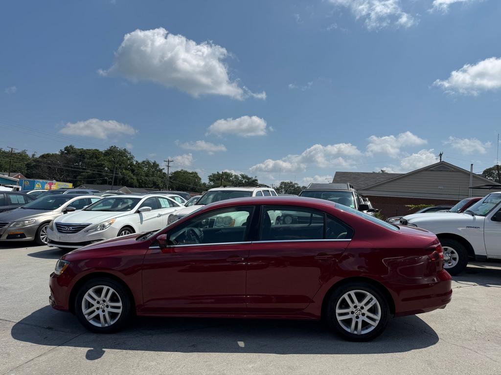 2017 Volkswagen Jetta - $7,500