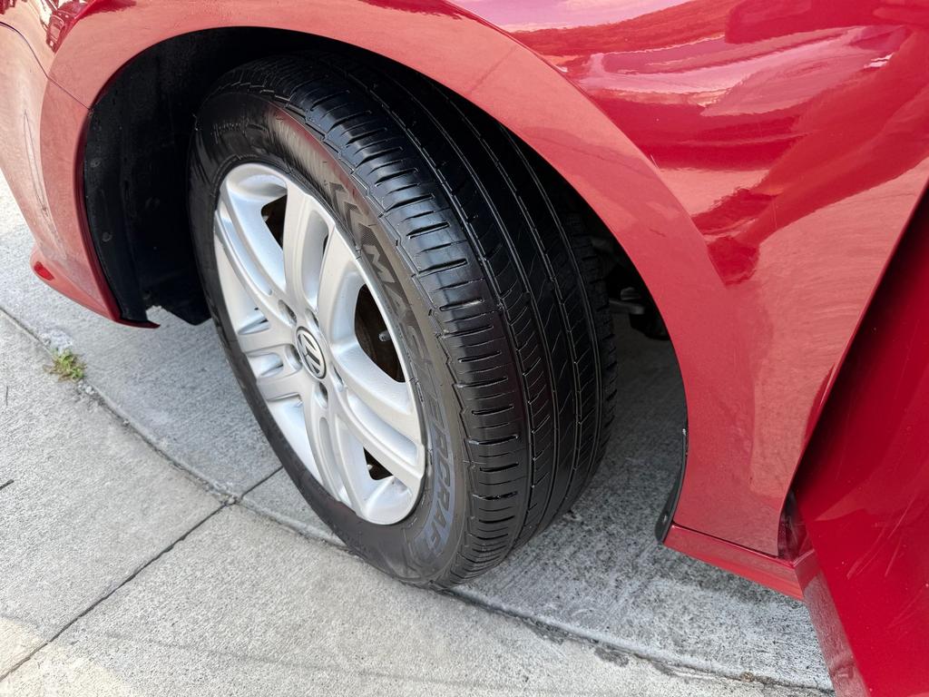 2017 Volkswagen Jetta - $7,500