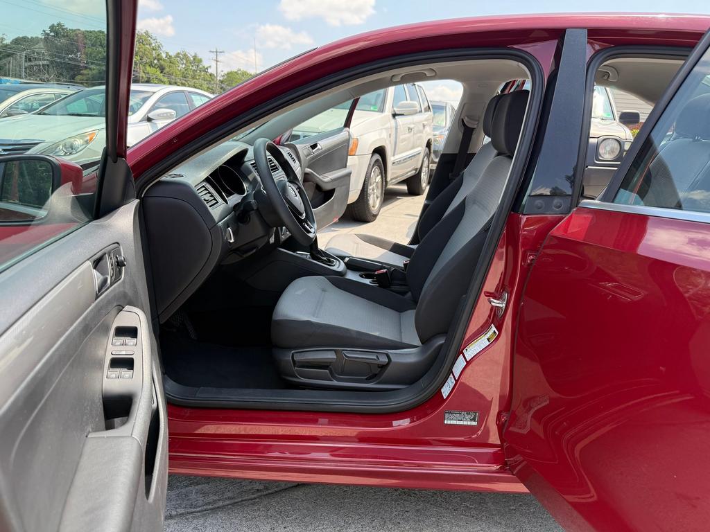 2017 Volkswagen Jetta - $7,500