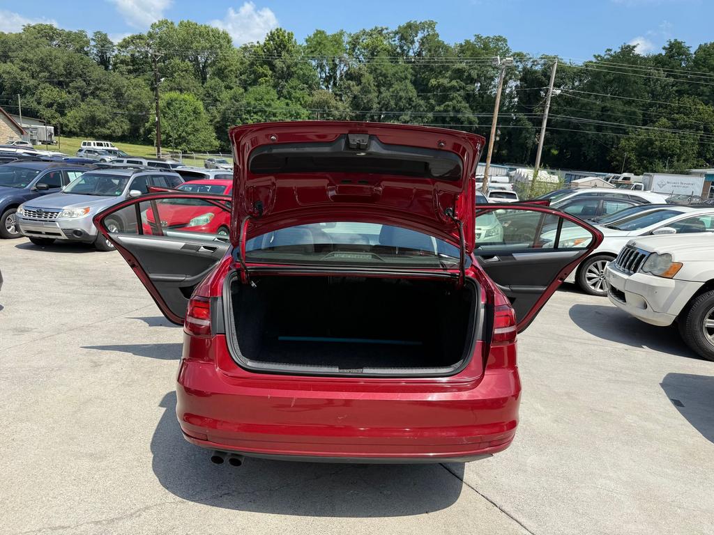 2017 Volkswagen Jetta - $7,500