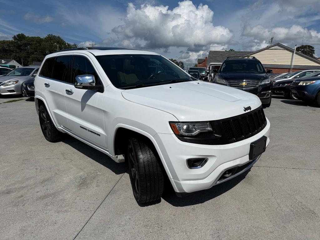 2014 Jeep Cherokee - $9,500