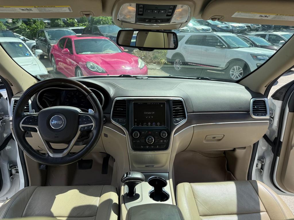 2014 Jeep Cherokee - $9,500