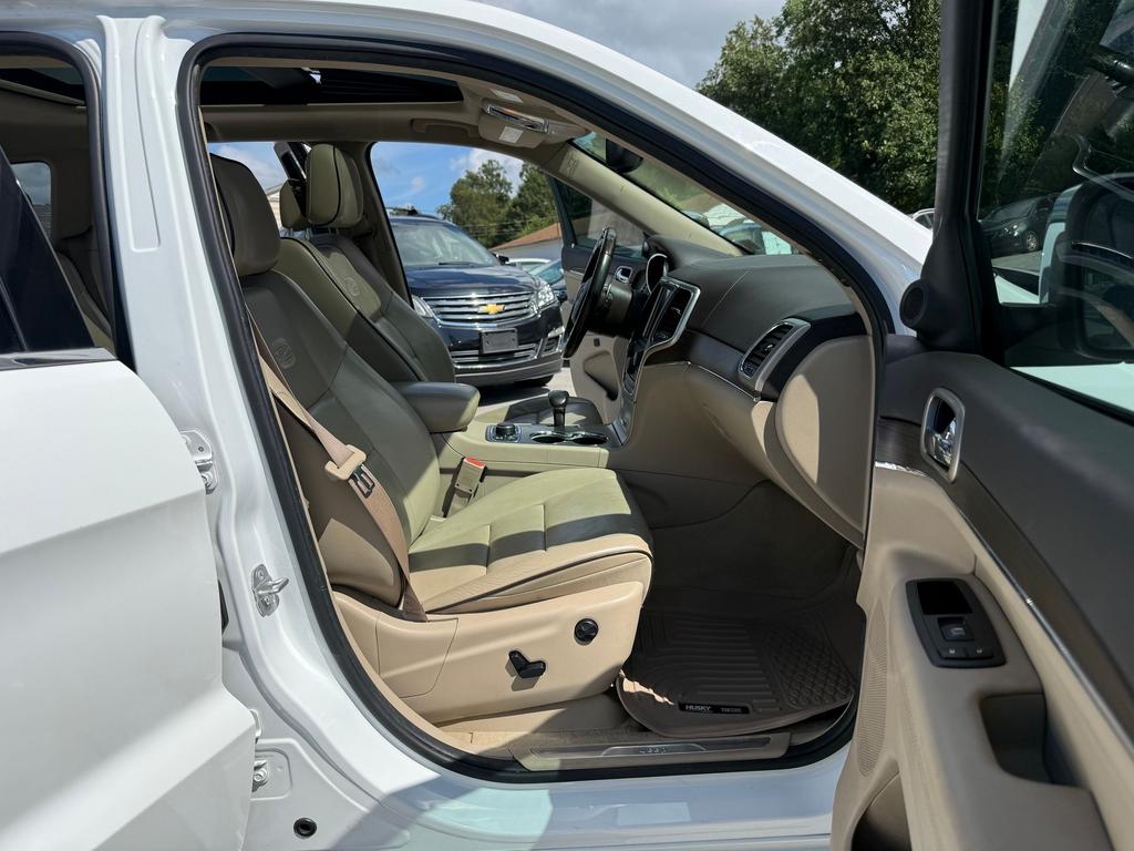 2014 Jeep Cherokee - $9,500