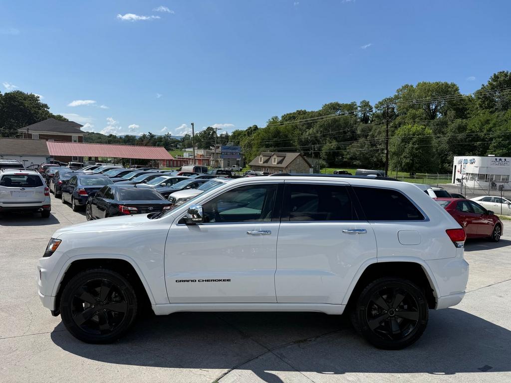 2014 Jeep Cherokee - $9,500