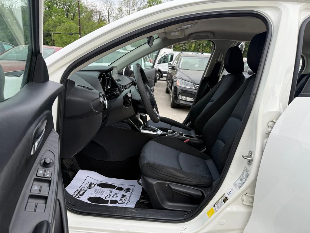 2018 Toyota Yaris - $8,500