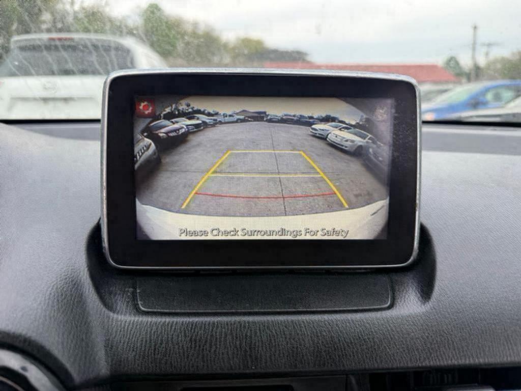2018 Toyota Yaris - $8,500