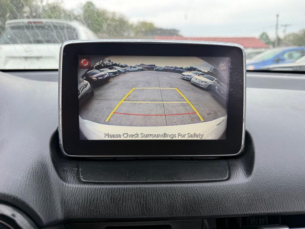 2018 Toyota Yaris - $8,500
