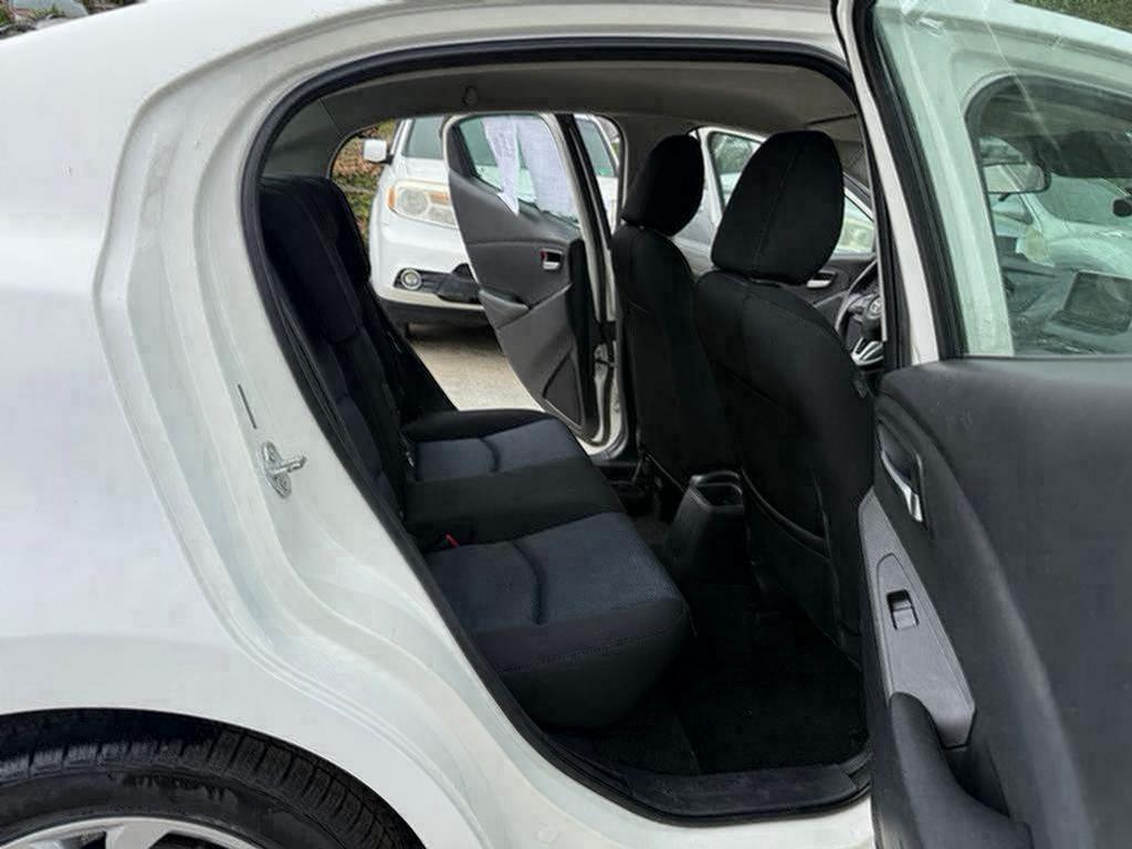 2018 Toyota Yaris - $8,500