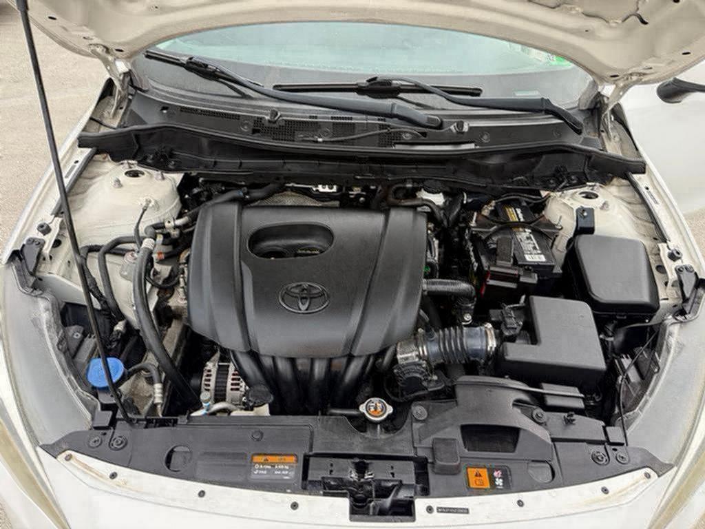 2018 Toyota Yaris - $8,500
