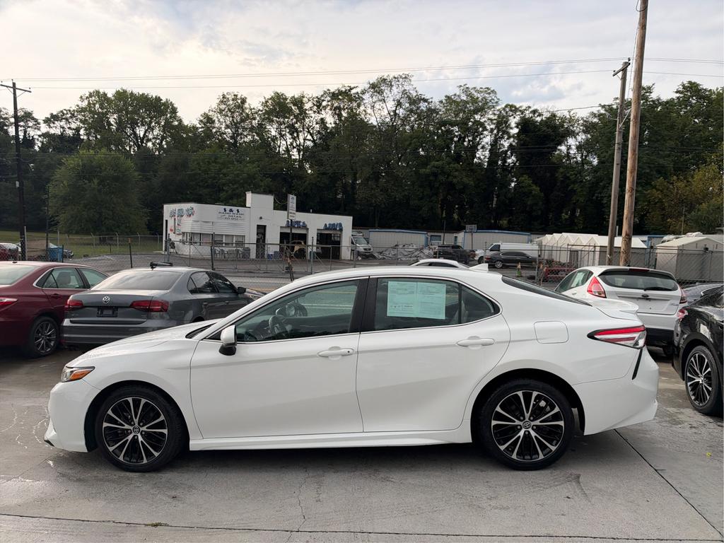 2020 Toyota Camry - $15,995