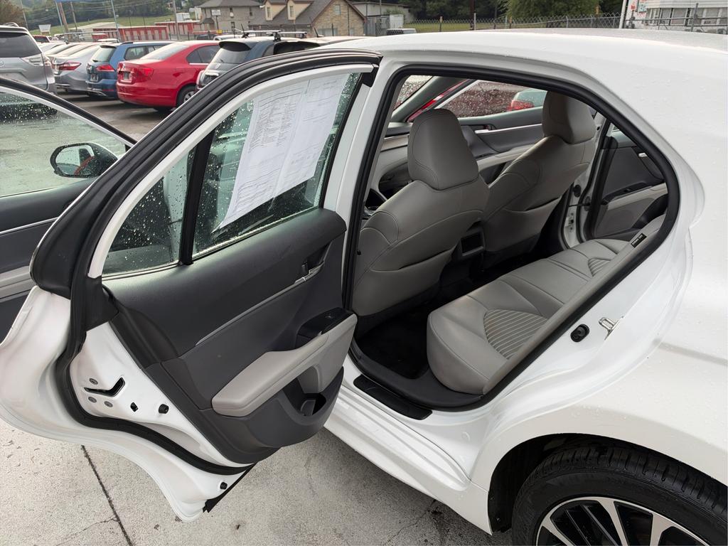2020 Toyota Camry - $15,995