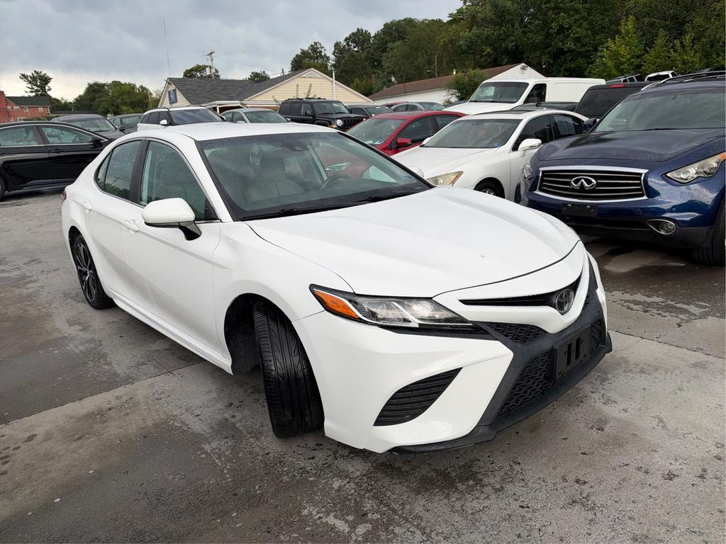 2020 Toyota Camry - $15,995