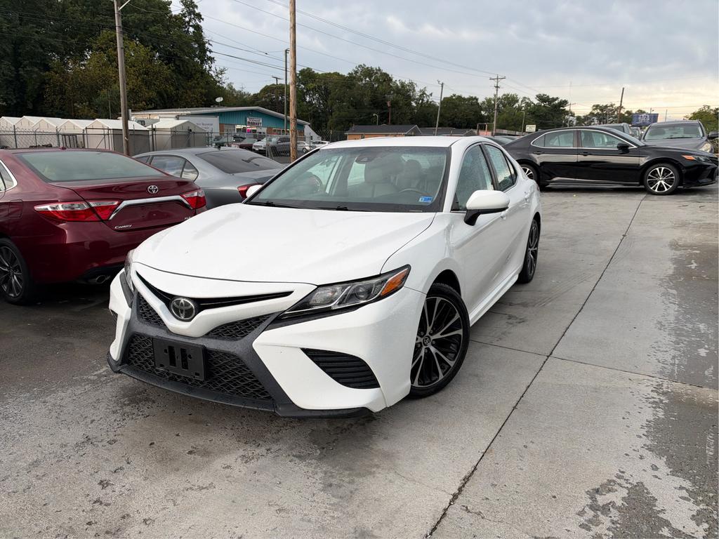 2020 Toyota Camry - $15,995