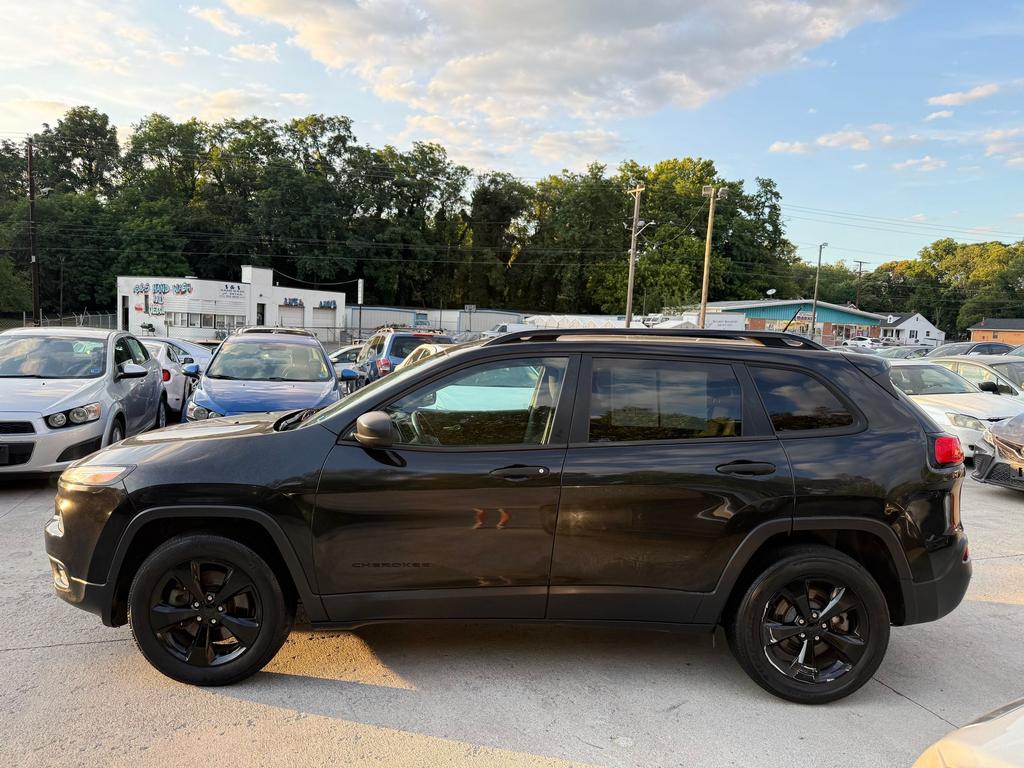 2016 Jeep Cherokee - $7,500
