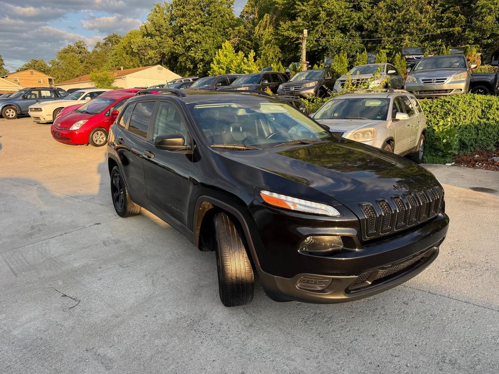 2016 Jeep Cherokee - $7,500