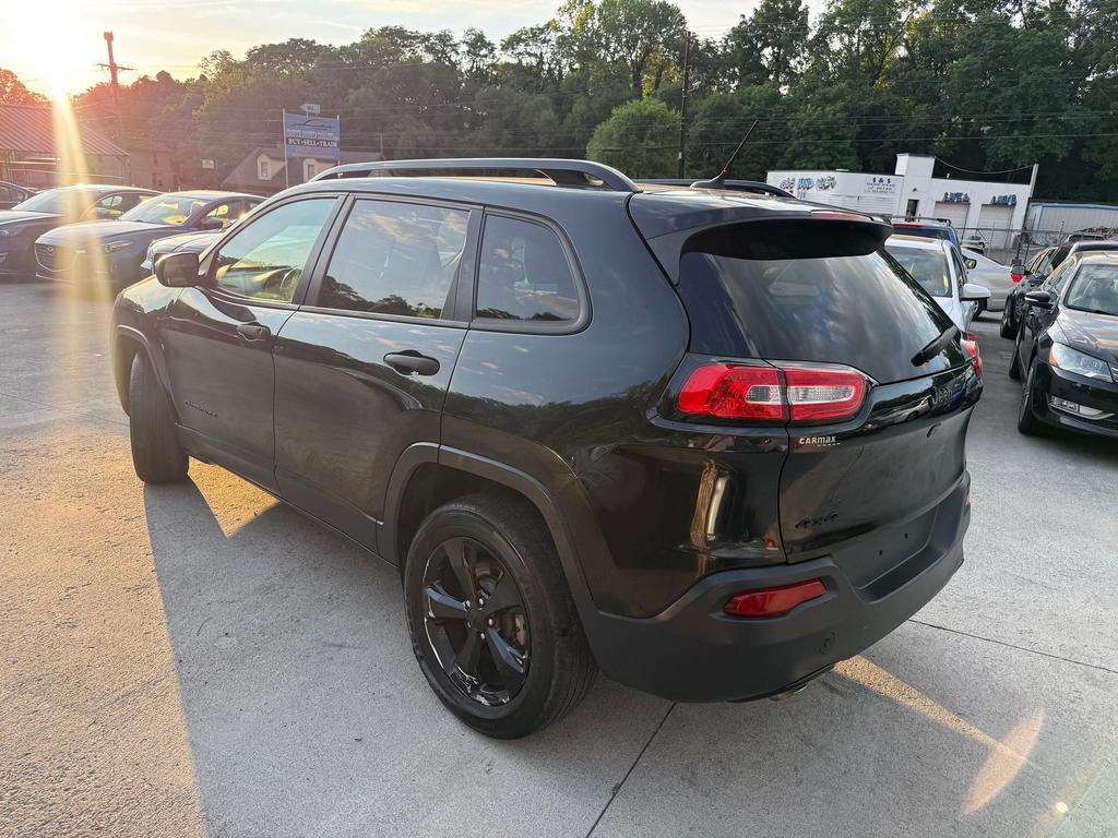2016 Jeep Cherokee - $7,500